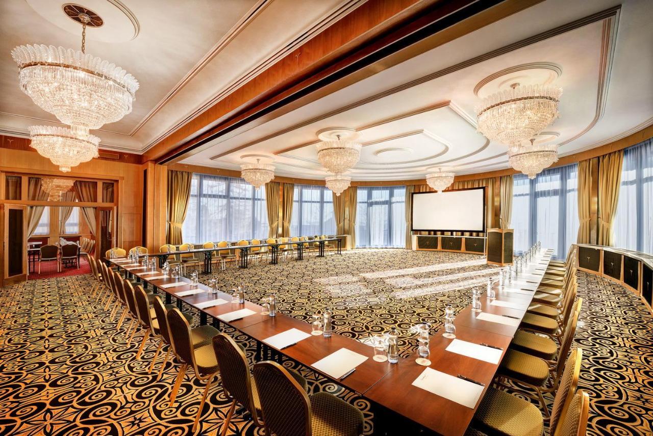 Grand Hotel Stary Smokovec วิสโซเค ดาตรี ภายนอก รูปภาพ