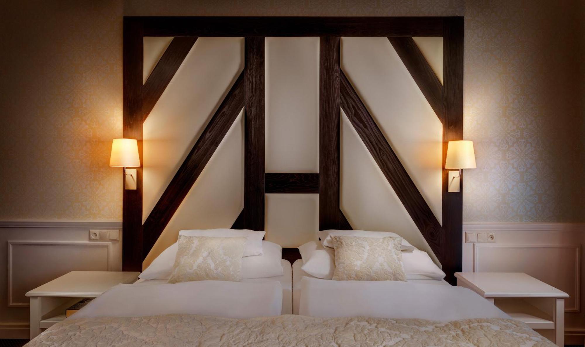 Grand Hotel Stary Smokovec วิสโซเค ดาตรี ภายนอก รูปภาพ